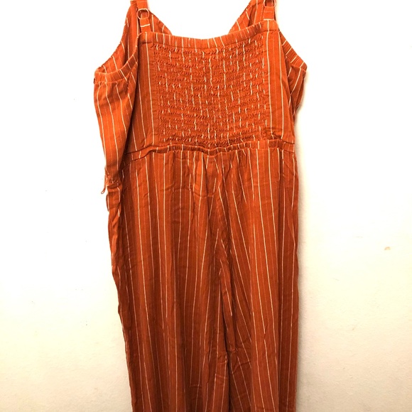 Torrid Burnt Orange with white pinstripe Romper size 2 - Picture 4 of 4